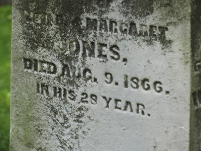 I`ve had the camera three weeks and have only now gotten to Woodland Cemetery.