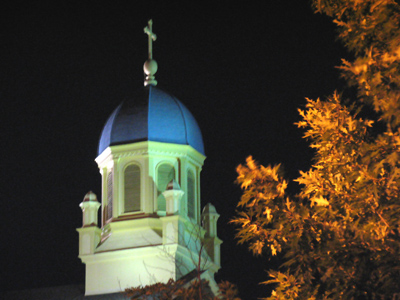 The U.D. chapel dome at night (you can tell because it`s dark).