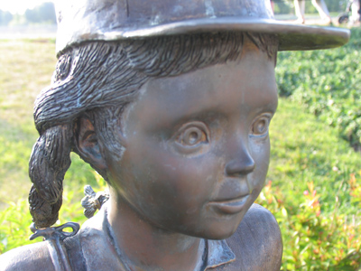 Sure, she`s cute, but she`s so inflexible.