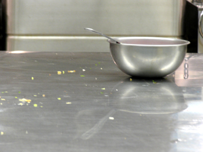 I really HATE cleaning the kitchen.