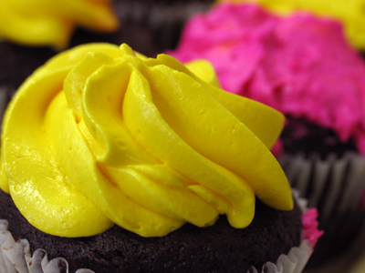 My brain stem is giving me an instinctive warning not to eat anything this color.