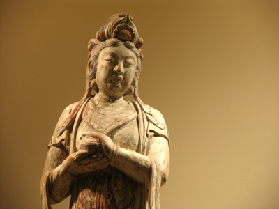 Chihuly [Chuh-hoo-lee].