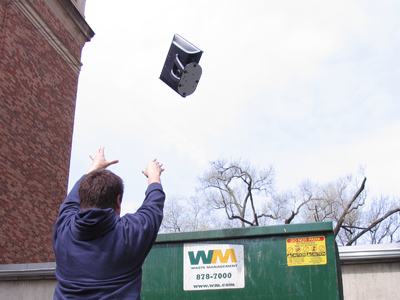 Dell computer monitors are remarkably consistent:  they have a 100% failure rate.