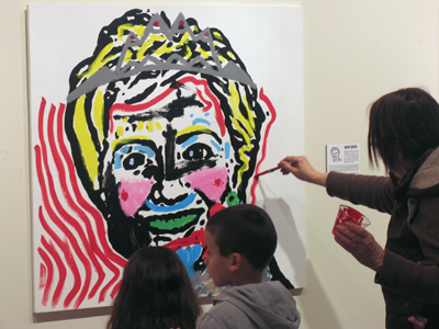 Is it a federal crime to deface a senator?