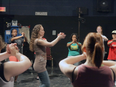 I wanna hold your hand.