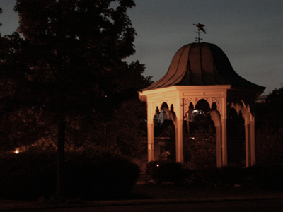 It`s a lot cooler outside than it is in my apartment.