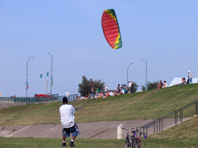 Though not an official performer, this guy entertained the crowd with his swooping parasail.