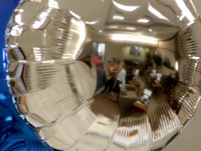 I spent my(lar) evening at an Art Hop.