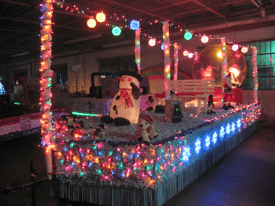An exclusive, behind-the-scenes look at preparations for Dayton`s first-ever nighttime holiday parade.