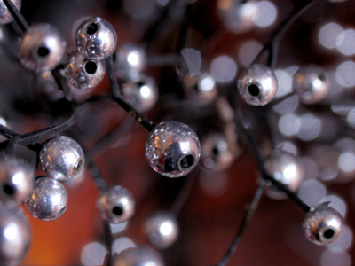 Silver balls, silver balls, it`s Christmastime in the city.
