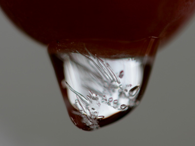 I still take pictures of water droplets, even in winter.