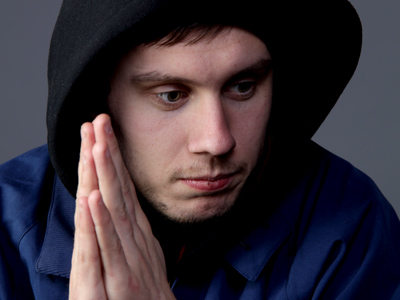 One of the students in my photography class is introverted and one is extroverted.  Which one is this?