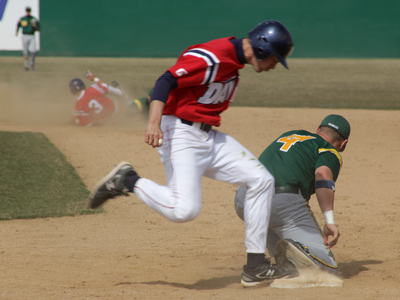 DOUBLE PLAY!!  Oh wait, wrong team.