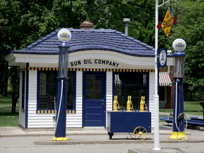 Fill `er up with ethyl, Ethel.