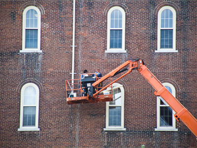 What do construction workers do during the winter?