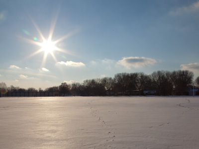 At f/22 the sun is a starburst.