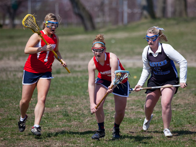 I eventually figured out that the players weren`t allowed to pick up the ball with their hands.