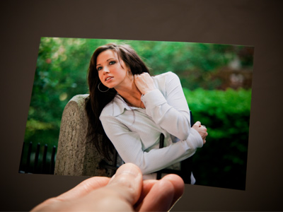 Really like this picture of Lizzy.  Everything came together:  light, color, beauty, and amazing photographic skill.