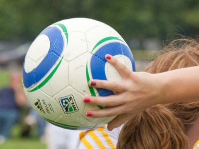 I don`t think I would make a good sports photographer because I tend to pay attention to the wrong things.