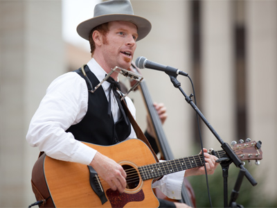 If he really shot a man in Reno just to watch him die, he probably shouldn`t sing about it in front of an audience.