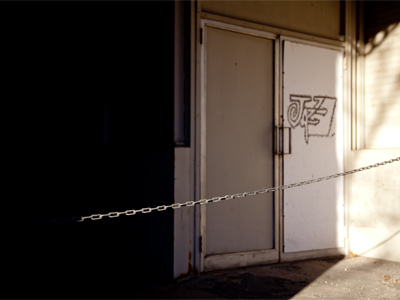 Another chain disappears into oblivion (see December 23, 2010).