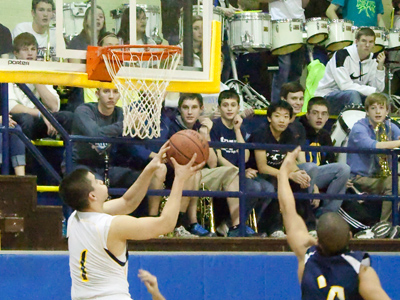 With ten seconds on the clock, Oakwood tried to win it with a long alley-oop off an inbounds pass.  It didn`t fall.