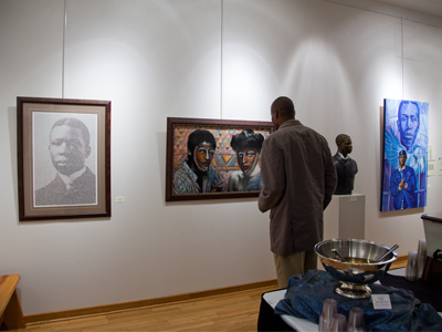 This gallery was filled with artists and their work inspired by Paul Laurence Dunbar.  I felt very comfortable there.