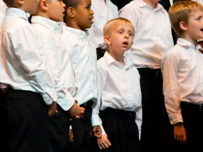 Some of the singers are smaller than others.