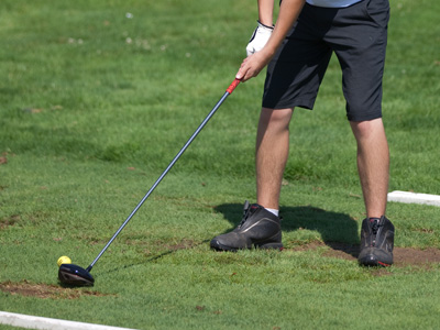 I would probably injure myself if I tried to swing lefthanded.