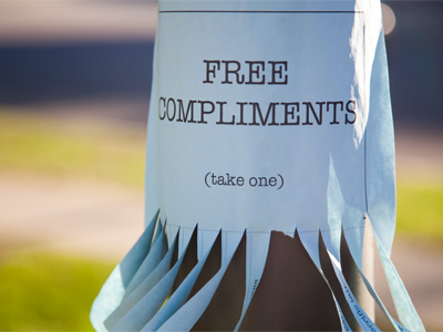 The slips of paper said things like, `Great outfit` and `Have you been working out?`