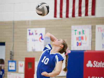 What Michelangelo might`ve done had he seen volleyball.