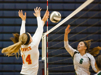 The final score (16-25, 25-17, 23-25, 22-25) reveals very little about how hard the teams played.