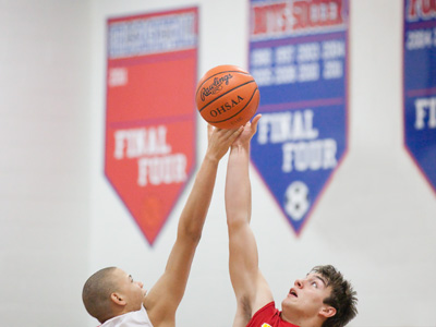 I`m in good shape since I spend so much time at the gym.