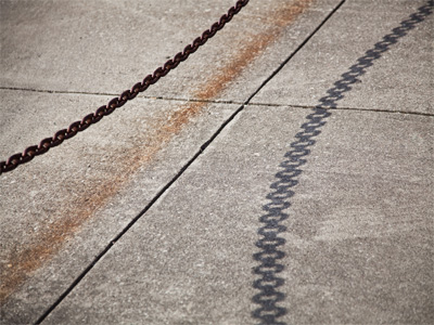 Reminds me of the stitching on a baseball.