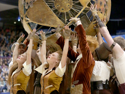 But tonight I was glad to witness the world`s best team, Pride of Cincinnati, take a satisfying step forward.