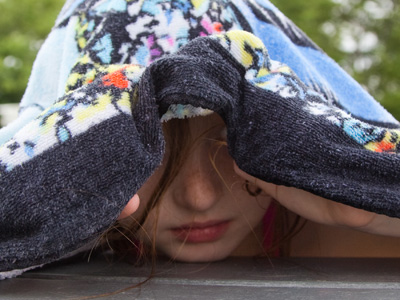 Taking refuge from the bugs.