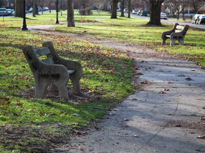 This neighborhood has a massive boulevard at its center.