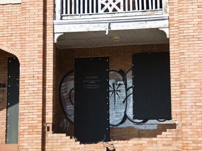 Warren Street on the way to the library.