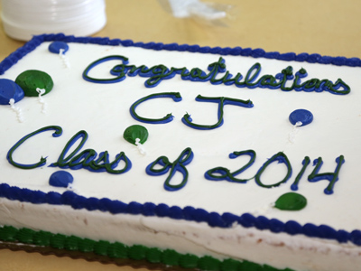 Different cake, different students, same photographer (see May 10, 2013).