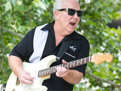 Dayton sings the blues.