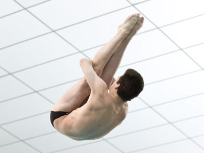 My favorite kind of thing to take pictures of:  indoors in winter, free admission, interesting action, good lighting.