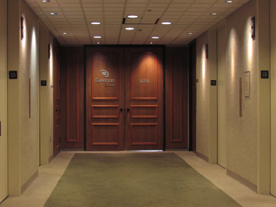 The walls of this office were once decorated with my photos (see June 1, 2005).  I wonder if they`re still up?