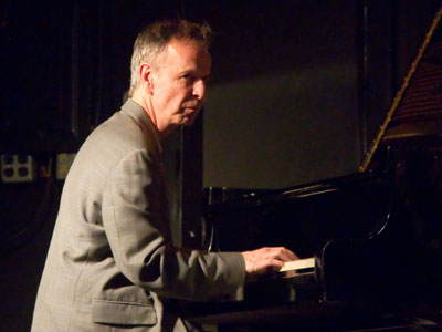 Pianist Bill Cunliffe.