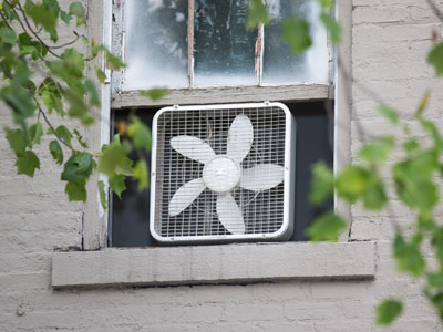 It just blows the hot air around.