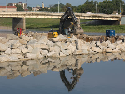 Progress seems to have stalled (see June 29, 2016).