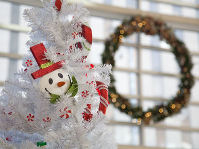 By buying online, I avoid going to shopping malls.