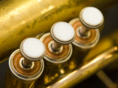 The flugelhorn, or `wing horn,` was used in battle or a hunt to give directions to people on the wings or edges.