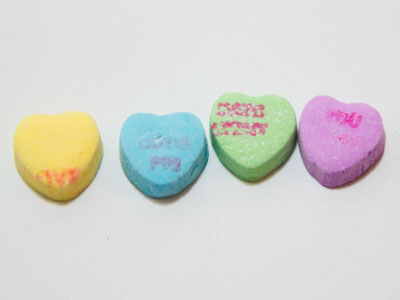 We often have trouble expressing our feelings clearly.