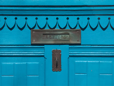 A sunny day in the Oregon Historic District.