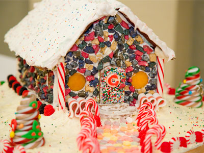 I live in a sweet neighborhood.